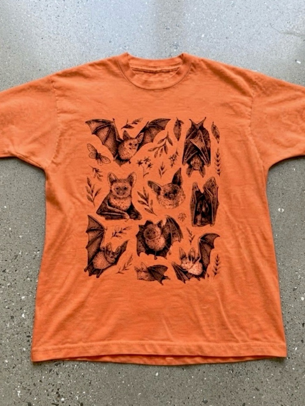 Cute Bat Wildlife Nature Halloween Graphic Cotton Gildan T-Shirt